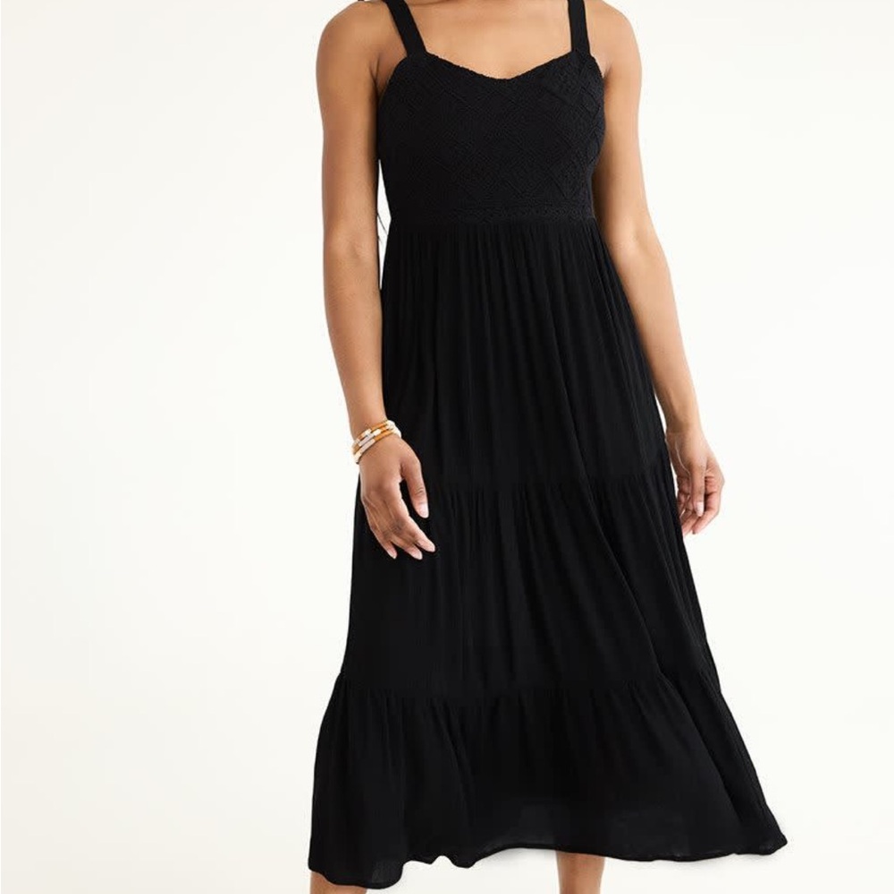 Sleeveless Tiered Midi Dress with Crochet Top